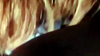 hey petite college teen wanna flash in public park scandal?