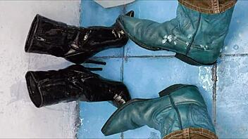 i love peeing in my tight ankle boots