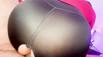 curvy mexican milf cameltoe creampie in leggings with huge tits