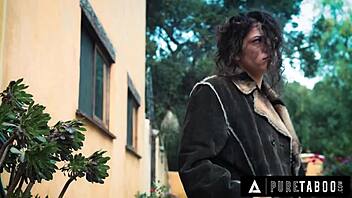 Victoria Voxxx Tricks Man for Sloppy Deepthroat Wedding Fuck