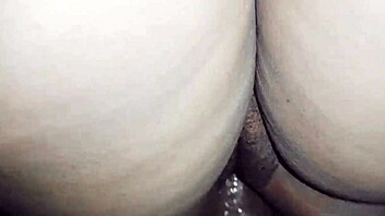 Squeezing hubby's cock with ass until triple creampie