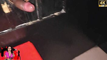 gostosa casada no swing pede pro pauzudo foder o cuzinho ate encher de leite