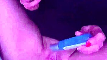 raven's dirty pussy play explodes wildly!