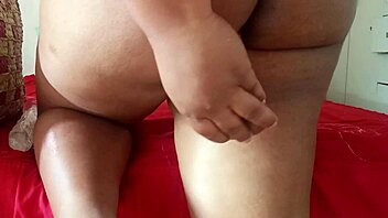 i stretch my tight ass for double penetration