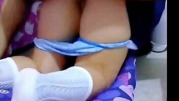 jovencita de coño estrecho y culo apretado revienta en sexo casero