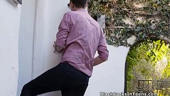 Cuck boyfriend watches girlfriend suck massive bbc