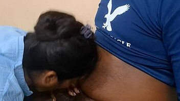 Desi Indian Tamil pondati seduces office manager for rough pussy fuck 🔥🍆💦