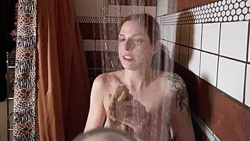 i can't stop peeping scarlett mae shower spy cam