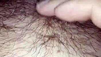 gretala's pussy stays super hairy always 😏🌿