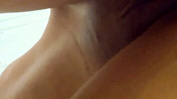 cheating juicy mexican doc patient fucks while on phone with bf 🍑🔥📞