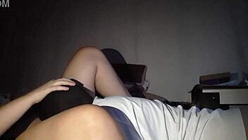 roommates turn off lights so we lesbians lick pussy to orgasm