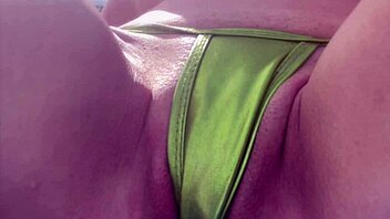 Italian Milf Artemisia Love Horny Pussy Close-Up Outdoor Session