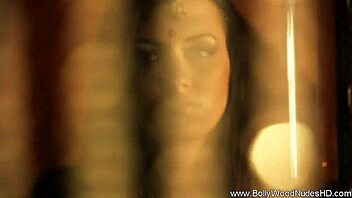 bollywood babe teases with her hidden gorgeous erotic moves