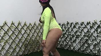 wanna watch latina milf exotic dance big tits shaking wet