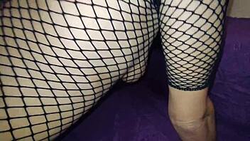 Skinny Milf's Brutal Homemade Anal Pounding Close-Up