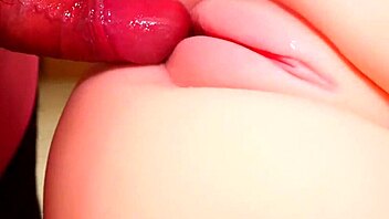 hey lonely guy, fuck this big pussy doll double penetrated with toys 😍🍆