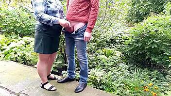 Gorgeous mature cougar milf begs for hot cum load