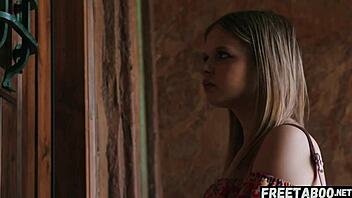 Coco Lovelock craves emotional threesome with couple