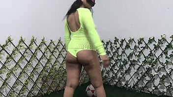 wanna watch latina milf exotic dance big tits shaking wet