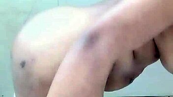 Hijab beauty masturbates pussy with dildo for lover