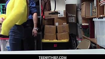 teen nadya nabakova caught shoplifting gets detained quick