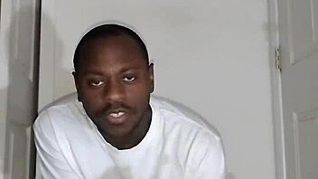 relaxing holiday stretches with thankful banana eats