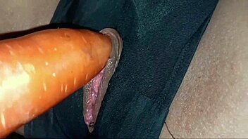 Whoa, 18-year-old Tinder babe takes massive facial from huge cock date!