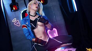 Mollyredwolf's Cammy White Glory Hole Creampie Facial Tease?