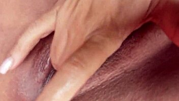 milf squirts milk playing with dildo 😍💦🍼