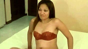 filipina just met tourist and blows him hard