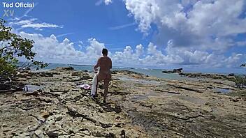 Big Ass Mestiça Gets Bareback Pounded in Morro de São Paulo