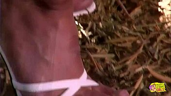 gorgeous thick lesbians take their toy outside, licking and orgasming passionately together