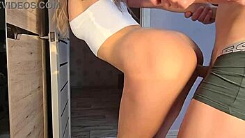 Blonde Babe's Intense Morning Pussy Workout Creampie