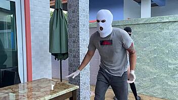 Breaking In House For Bed-Rocking Hardcore Fuck