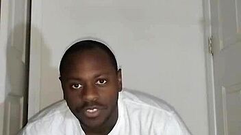 relaxing holiday stretches with thankful banana eats