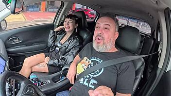 fudendo o rabo da novinha nas ruas de sao paulo with annie clementine