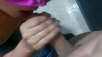 Neighbor slut wants homemade porn watch her video