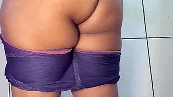 Suculent Ass Farts Explode in Juicy Bunda Frenzy!