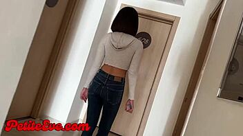 i love teasing my ass with this buttplug daily