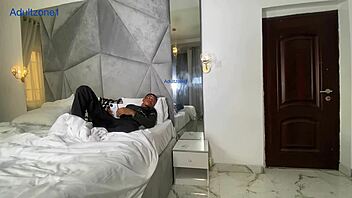 calling vendor for perfect curvy homemade delivery set