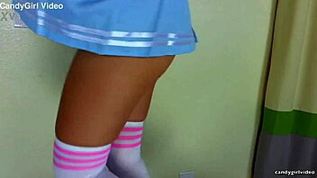 Luna Lain dances upskirt in windy hd tease.