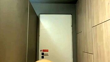 Smooth shaved teen fingers pussy to orgasm in public gym quickie masturbating hardcore!