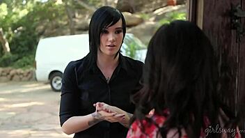 shyla and nikki dive into passionate pussy licking bliss