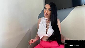 ever seen a big booty vlogger suck bbc live on youtube gone wrong?