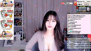 Cute Korean dancer performs interactive routine