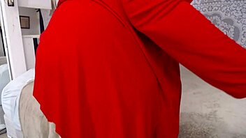 i got a ride home and wanked with this hot guy in pantyhose big jiggly butt