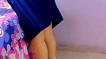 echémelos adentro profe! 😩 mi chochito está apretado y ansioso por verga primera vez 🔥 real casero 💦