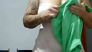 tô indo pra academia exibindo meu corpo pros machos tarados