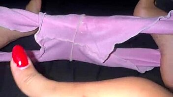 Colombian girl flashes huge puffy cameltoe pussy lips in tight shorts at dawn closeup