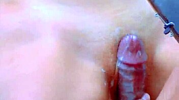 Desi College Girl Pussy Rubs to Big Cock Creampie!